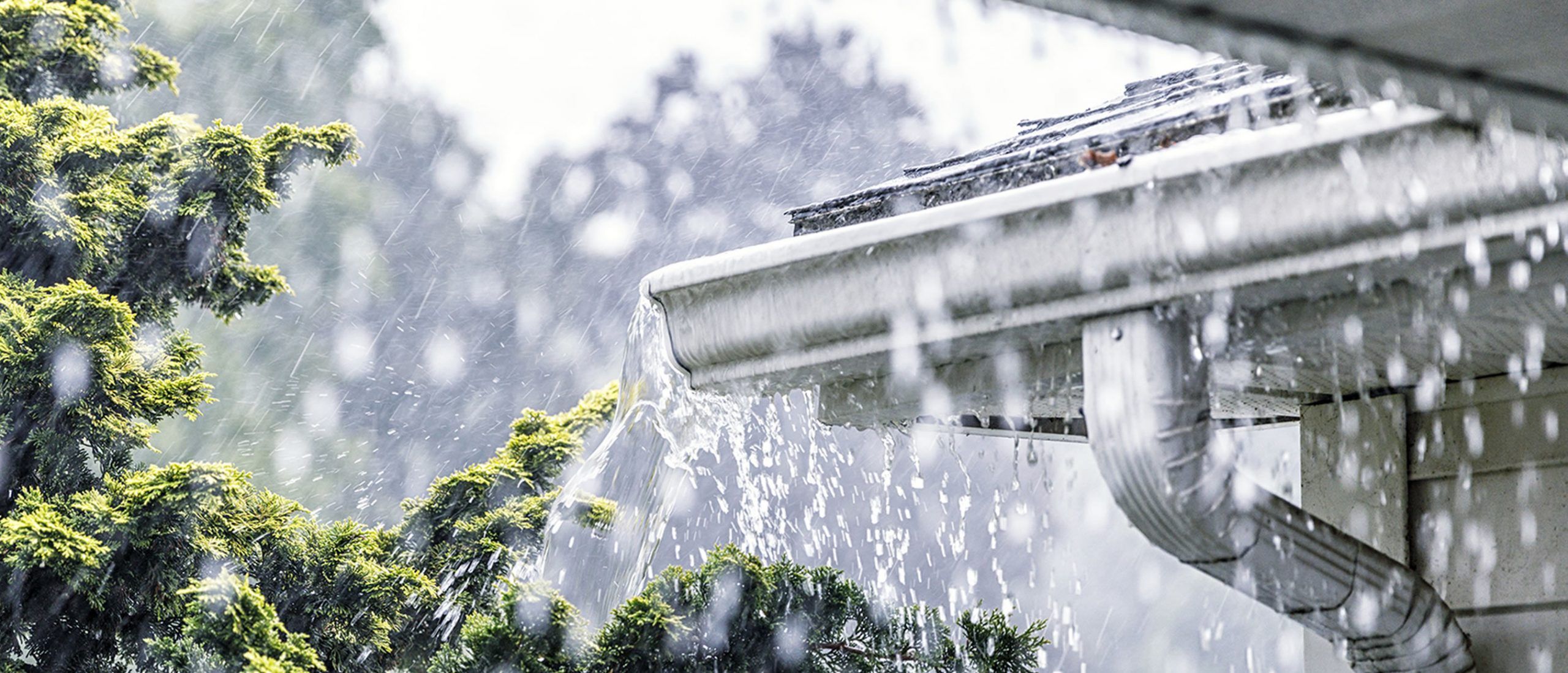 Clarksville TN storm, gutters overflowing with water
