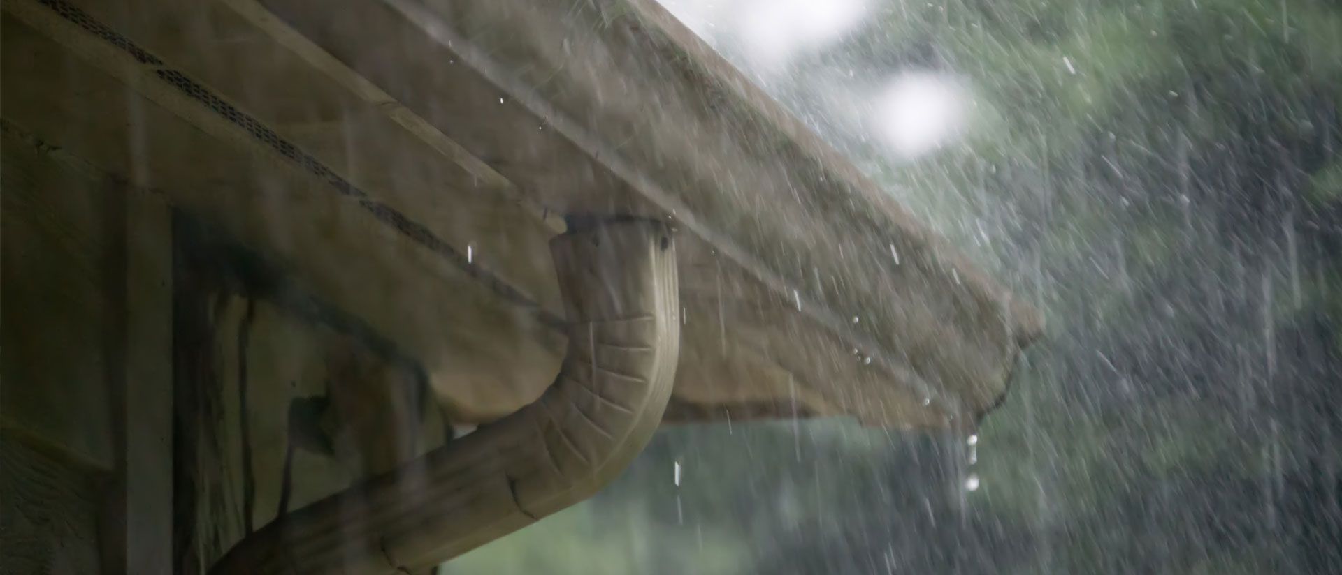 Clarksville Gutters in rainstorm